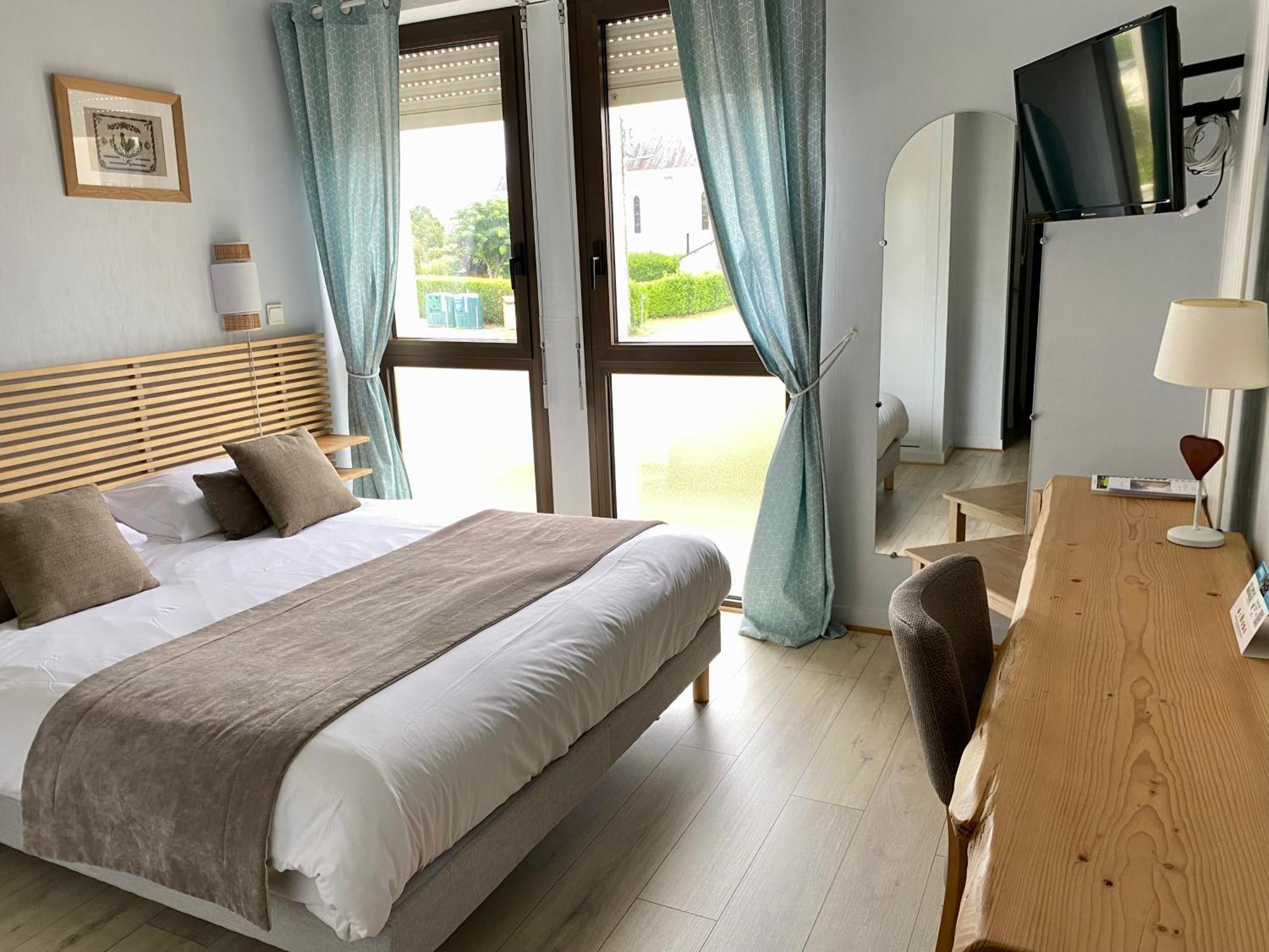 L'Orée Des Bois La Breille-les-Pins Extérieur photo